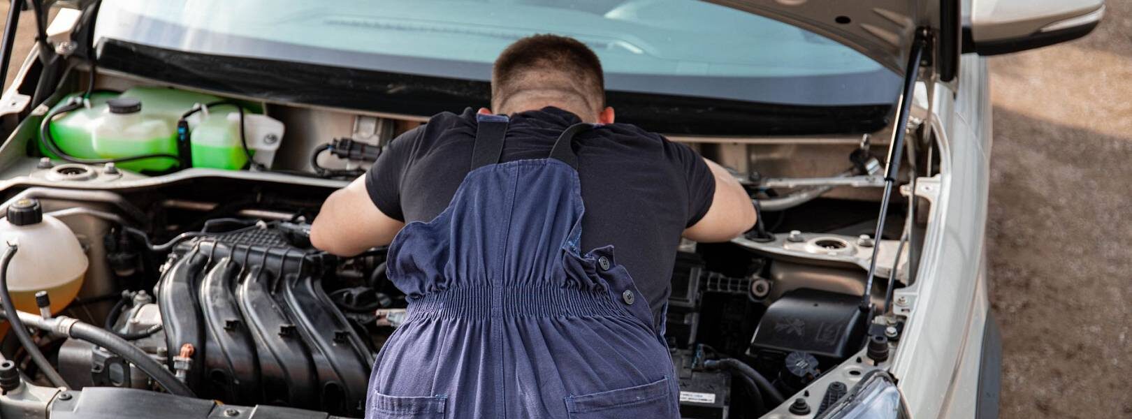 Gdzie kupować używane części samochodowe? Poradnik dla kierowców 1 Gdzie kupować używane części samochodowe? Poradnik dla kierowców