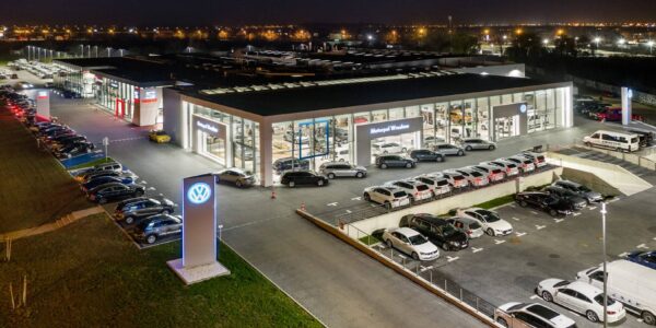 VW Caddy w codziennym użytkowaniu firmowym i prywatnym – na co zwracać uwagę przy serwisie